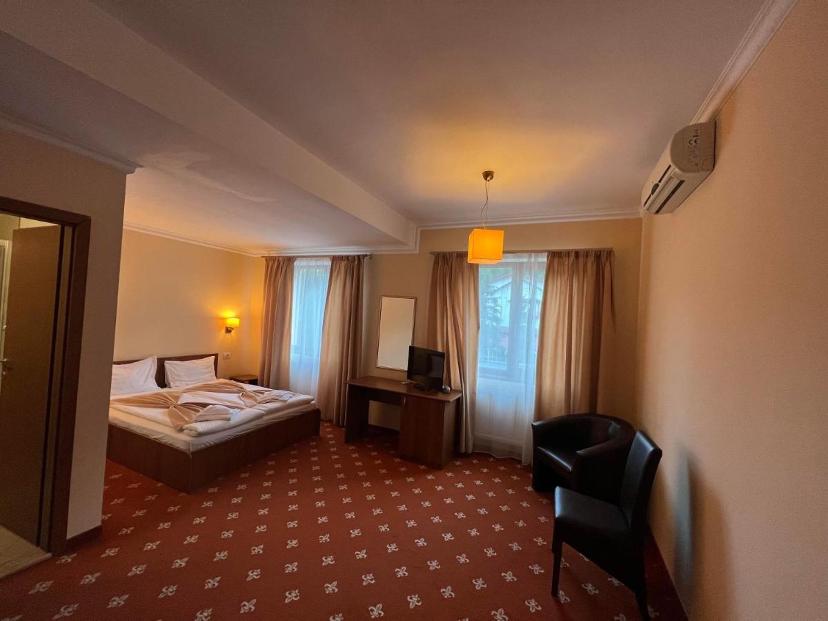 Hotel Termal Geoagiu Băi エクステリア 写真